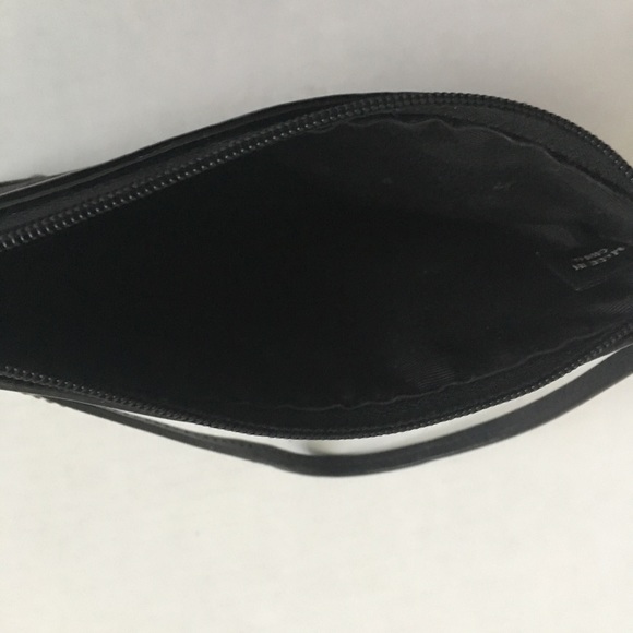 Small studded Coach wristlet - Picture 2 of 3